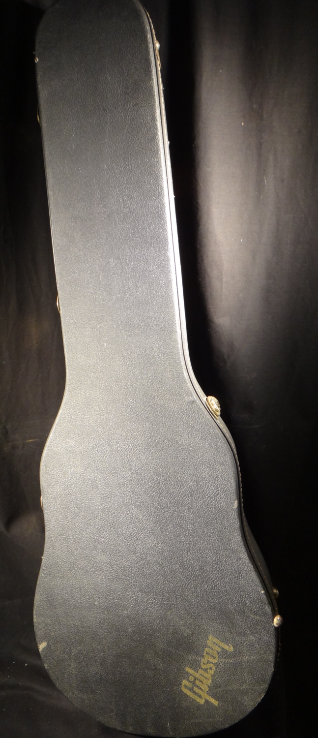 Guitar, Gibson, black beauty, case